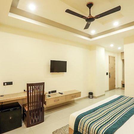 Hotel Green Lotus Luxe Gurgaon Exterior foto