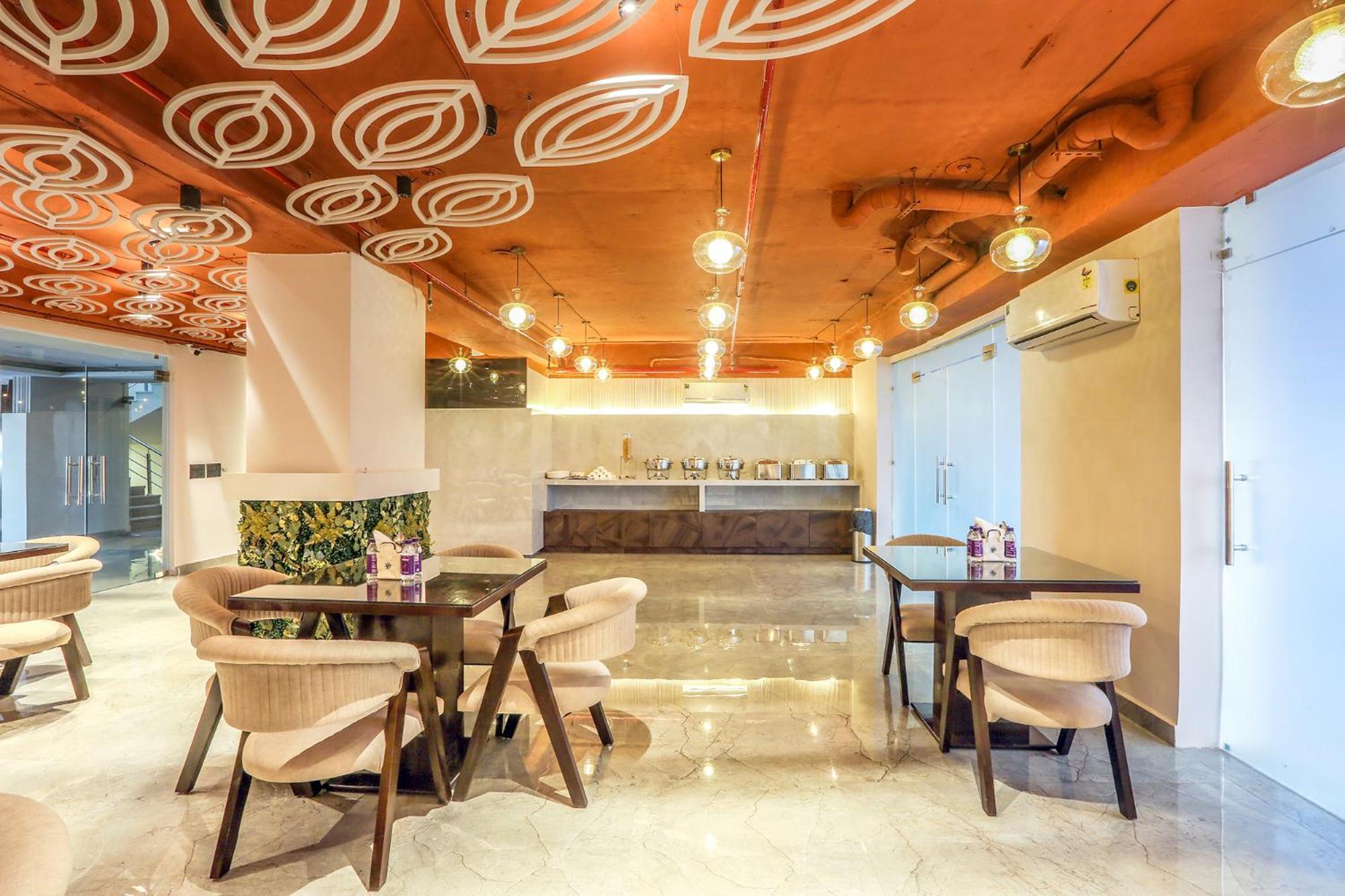 Hotel Green Lotus Luxe Gurgaon Exterior foto
