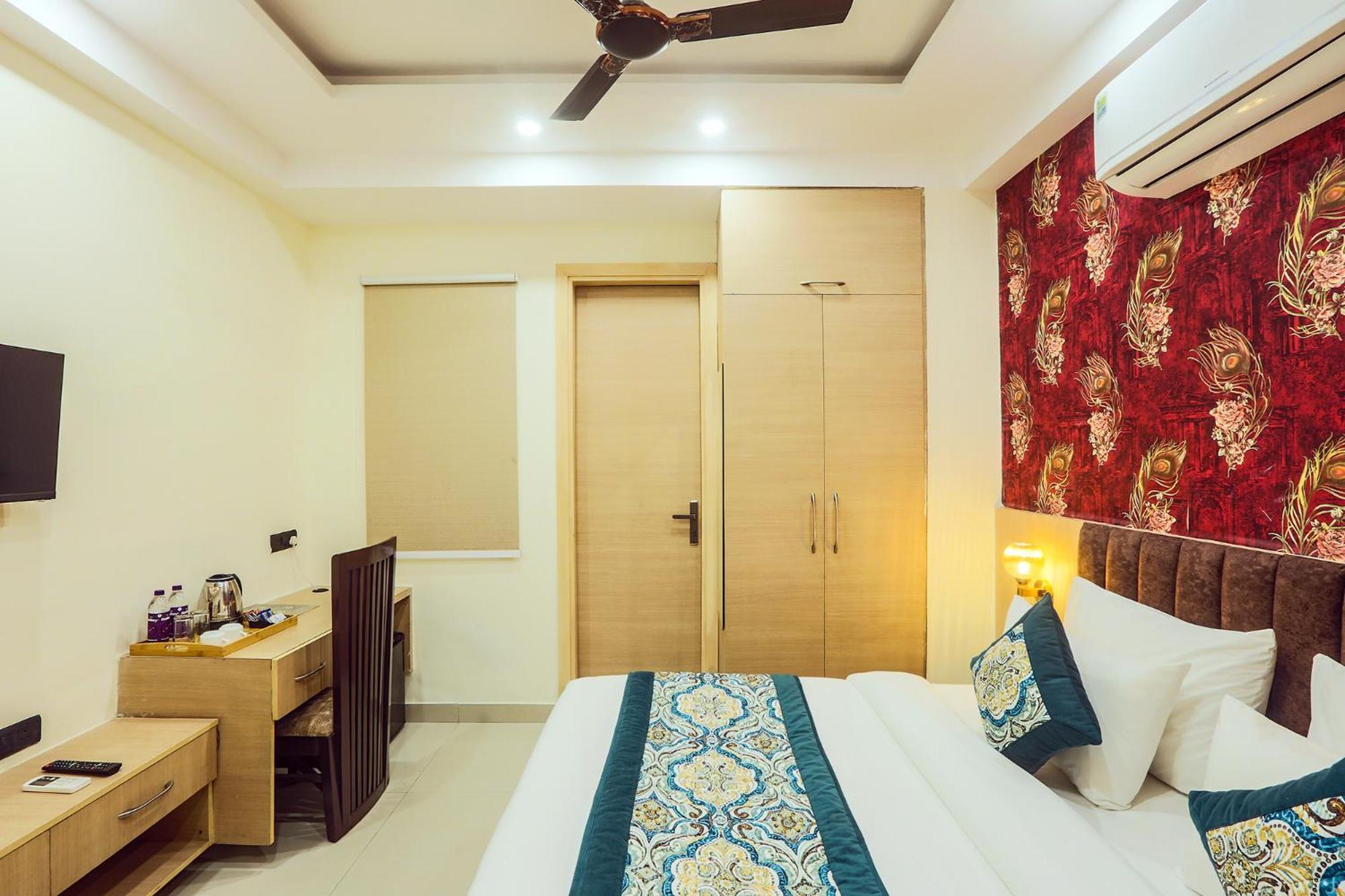 Hotel Green Lotus Luxe Gurgaon Exterior foto